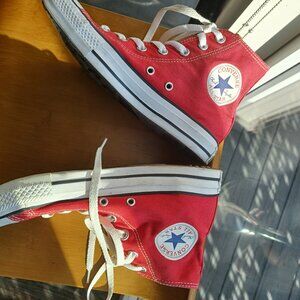 Converse Chuck Taylor Size 5